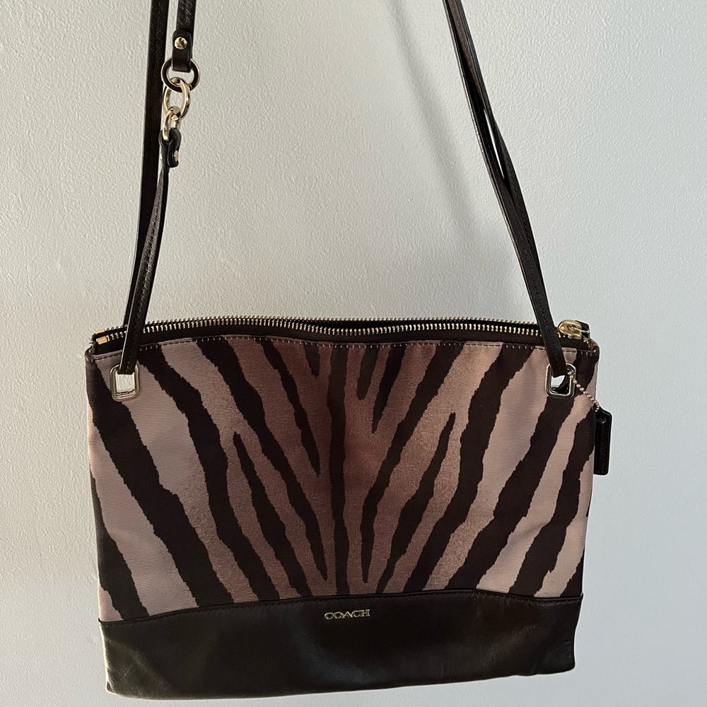 Like new Coach purse